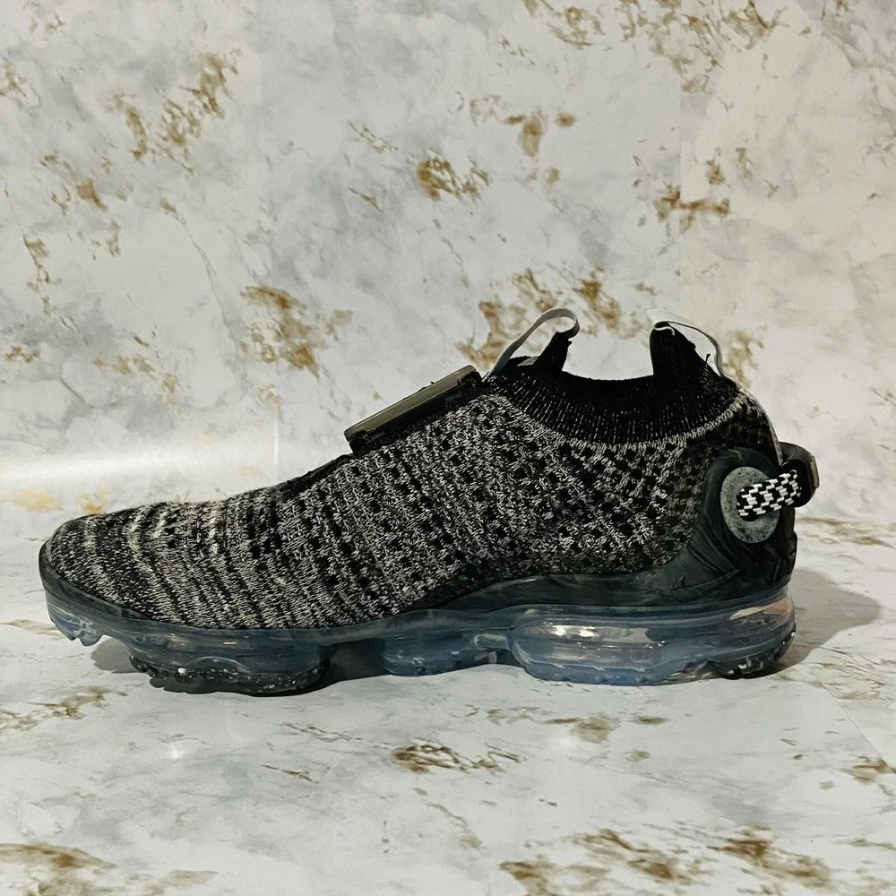 Nike Women's Air Vapormax 2020 Flyknit Oreo Black White Shoes NEW Size 6
